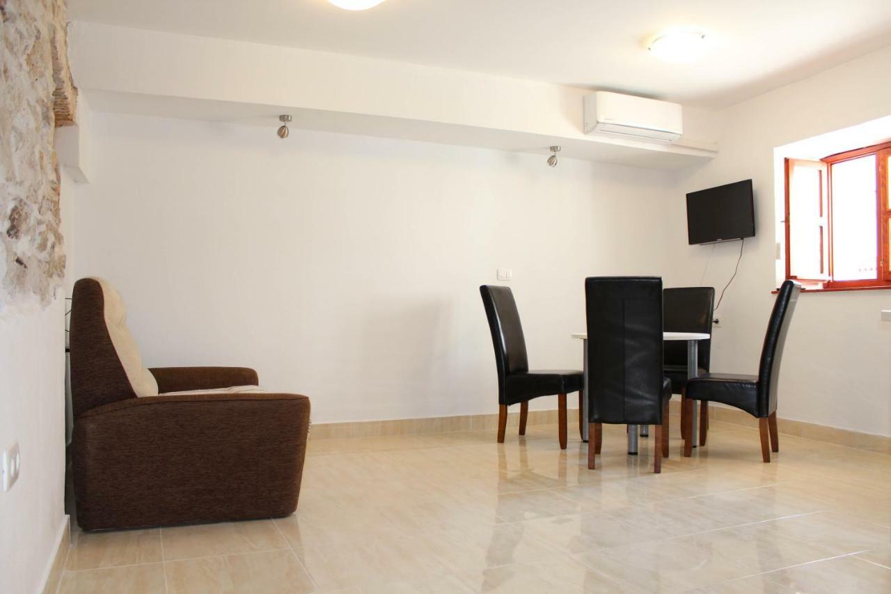 Apartment Ana 2 Sveti Filip i Jakov Zewnętrze zdjęcie